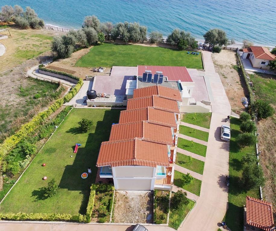 Christopoulos Villas Aigio Bagian luar foto
