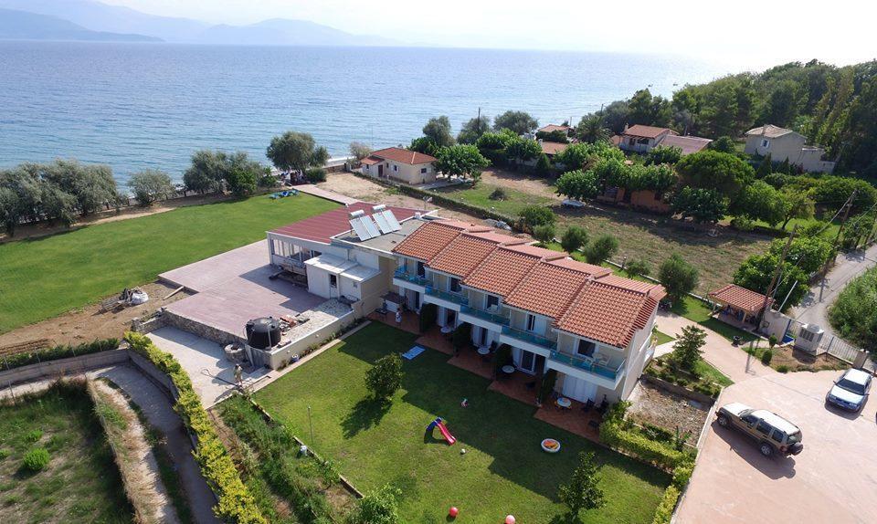 Christopoulos Villas Aigio Bagian luar foto